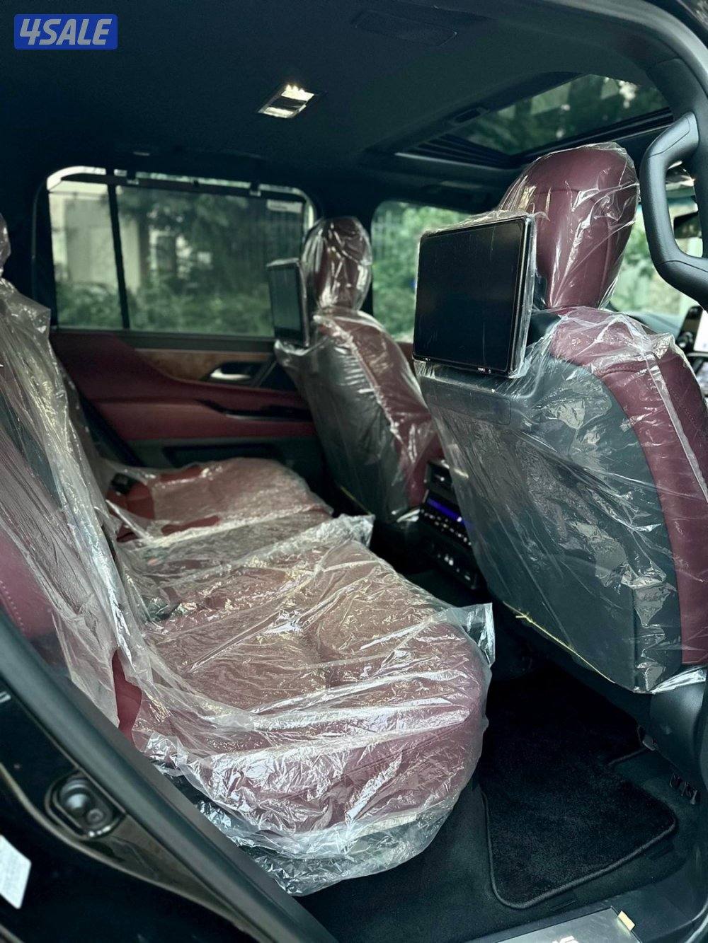 الدرجه الاولى موديل 2024 ماشي 23 الف وارد الساير10