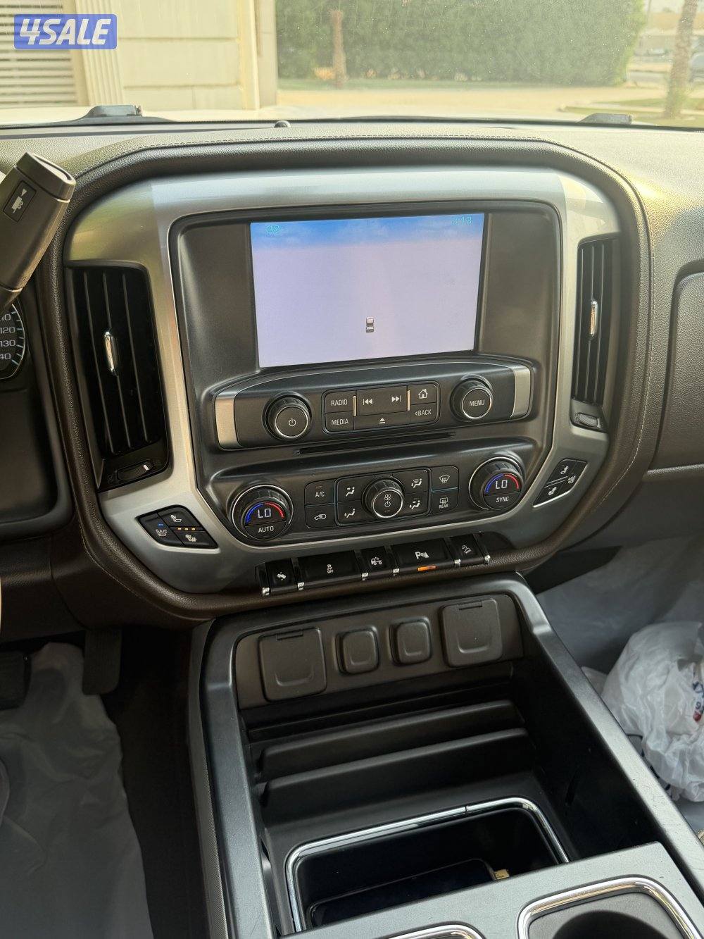 سلفرادو Z71 LTZ دبل قير ماشي 170 km8