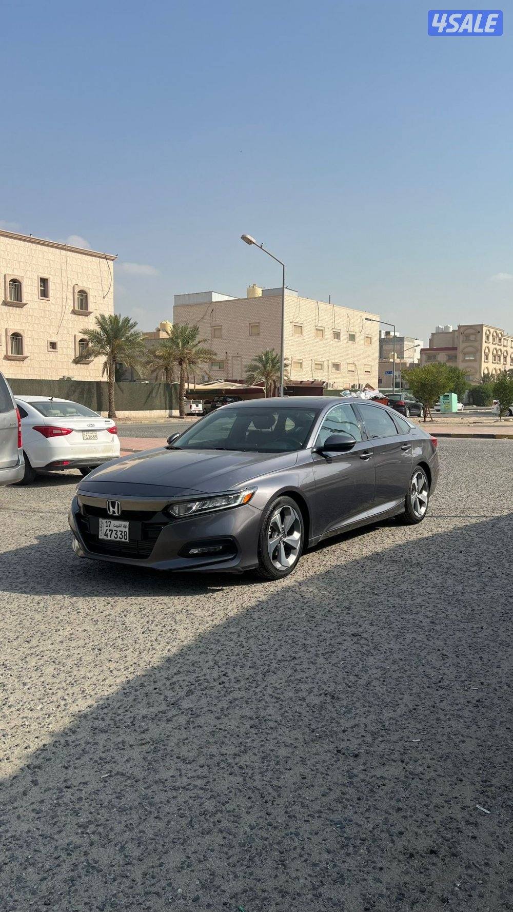 للبيع هوندا اكورد موديل 20193