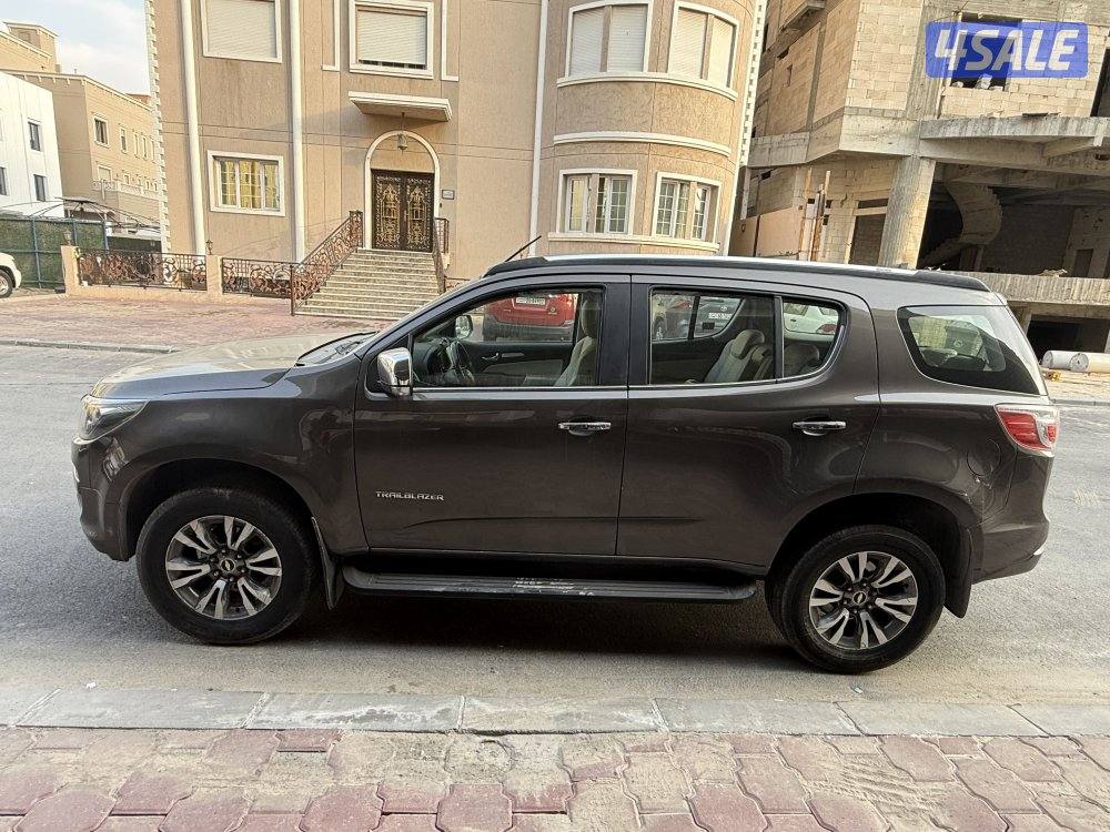 تريل بليزر LTZ  2018 صبغ وكاله7