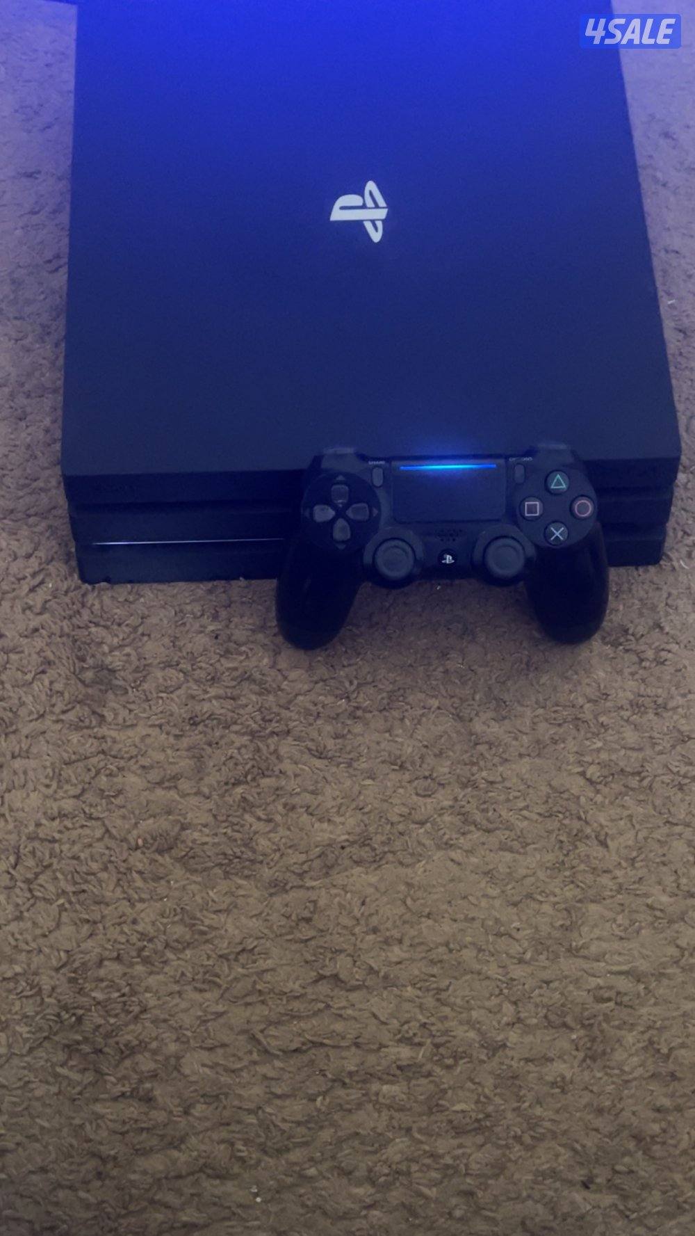 سوني 4 برو مهكر نظيييف مو مفتوح فل العاااب3