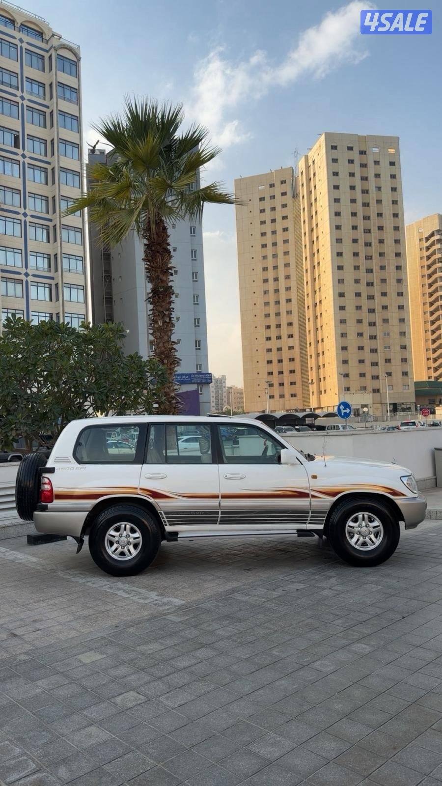 لاند كروزر سبير علاق3