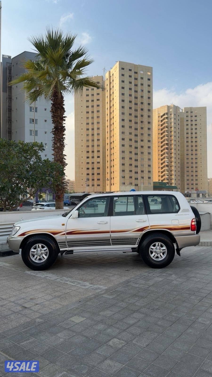 لاند كروزر سبير علاق2