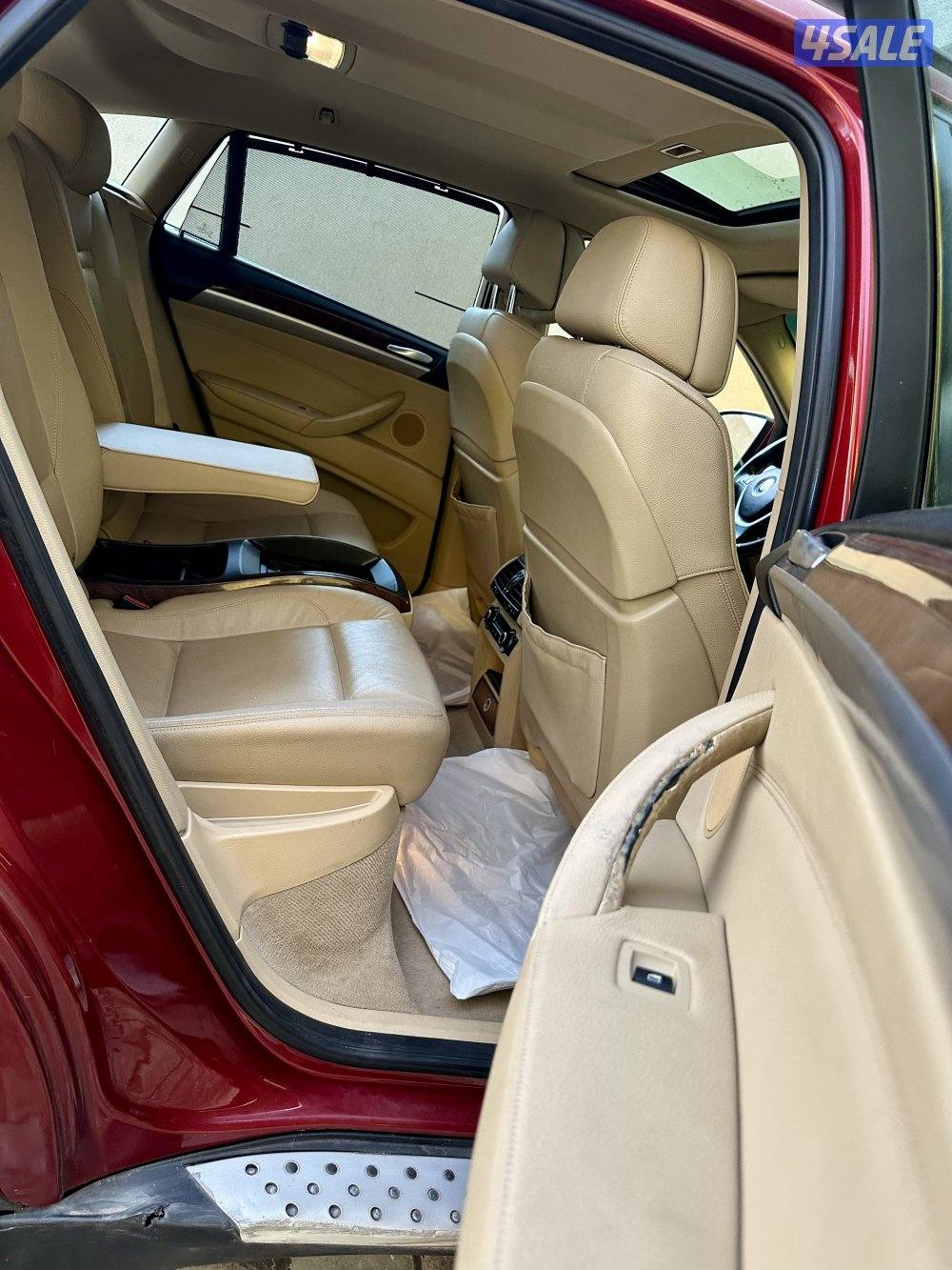 BMW x6 بحاله ممتازه بيمه سنه كامله المواصفات موديل 201110