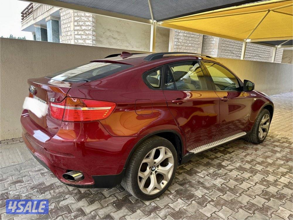 BMW x6 بحاله ممتازه بيمه سنه كامله المواصفات موديل 201114