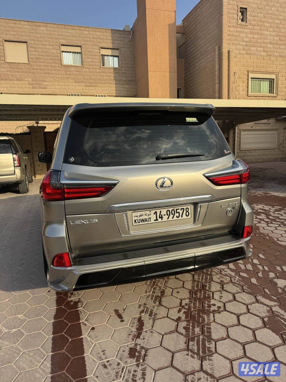 لكزس 2016 ماشي 1661