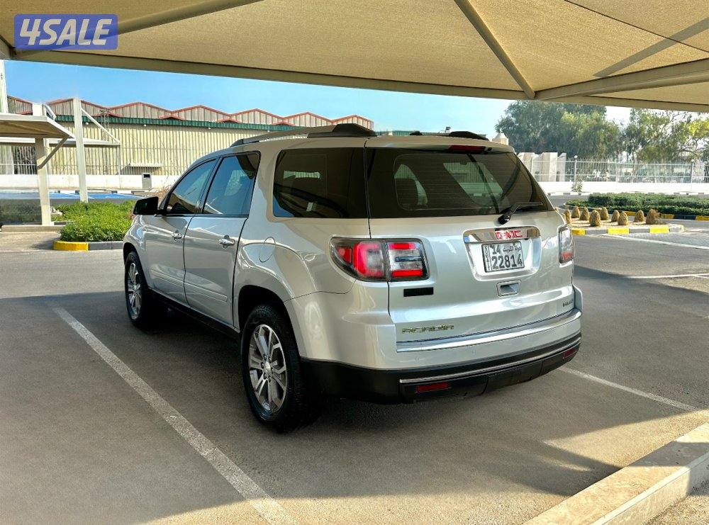 ًGMC أكاديا - الموديل:2015 - العداد:974