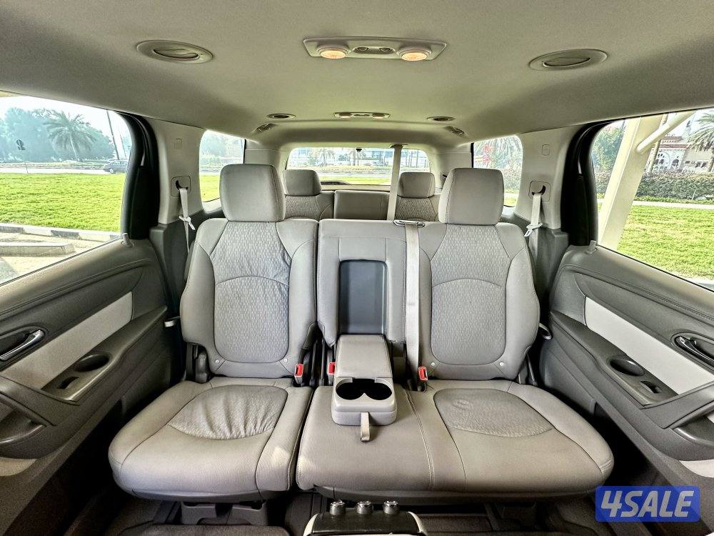 ًGMC أكاديا - الموديل:2015 - العداد:9711