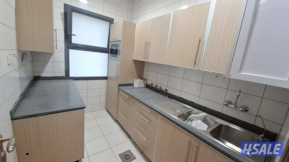 دور مودرن  في الخالدية  وشقق  واجهة جمعية وبنك7