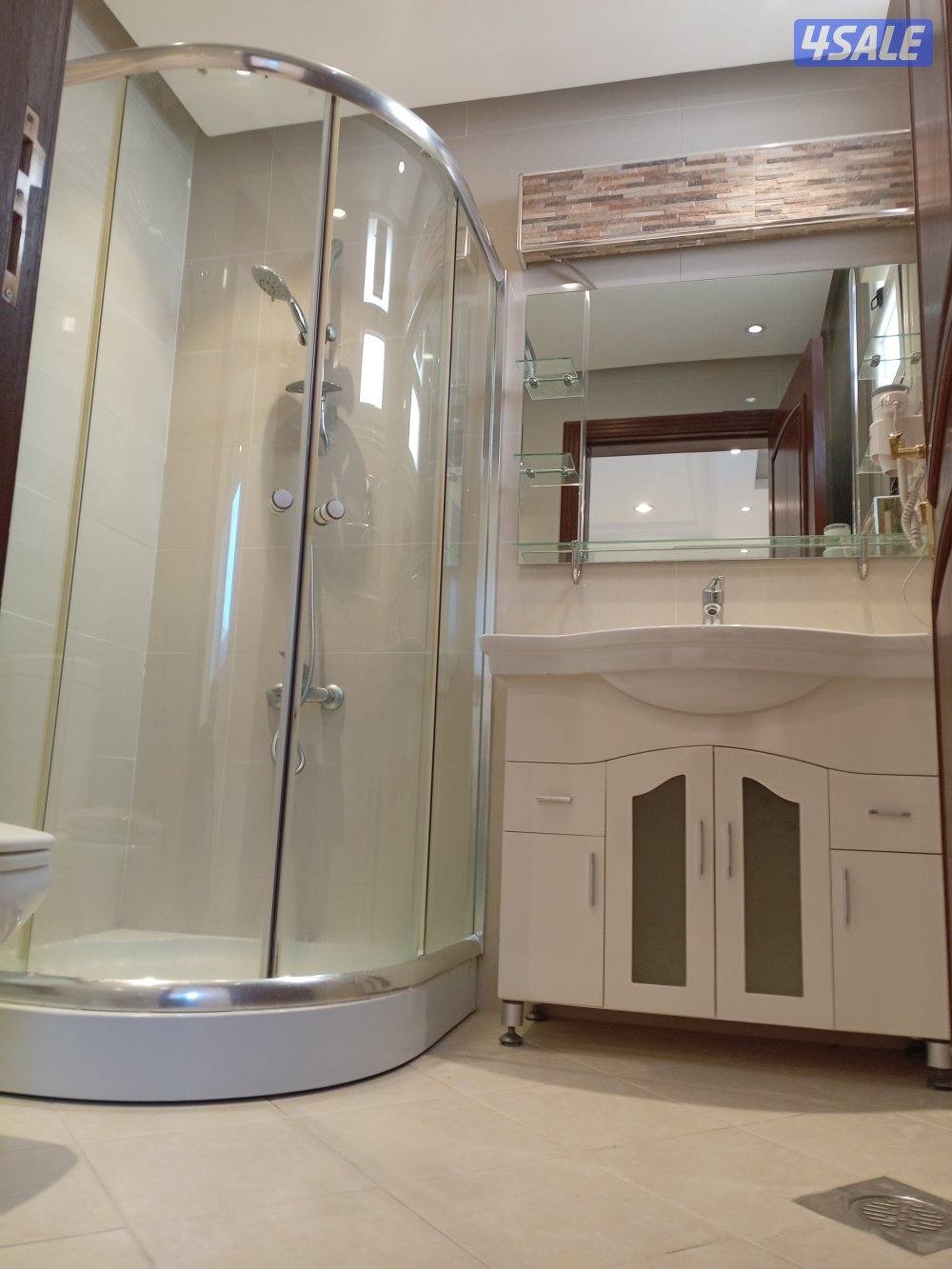 للإيجار دوبلكس في الروضه ارضي مع سرداب2