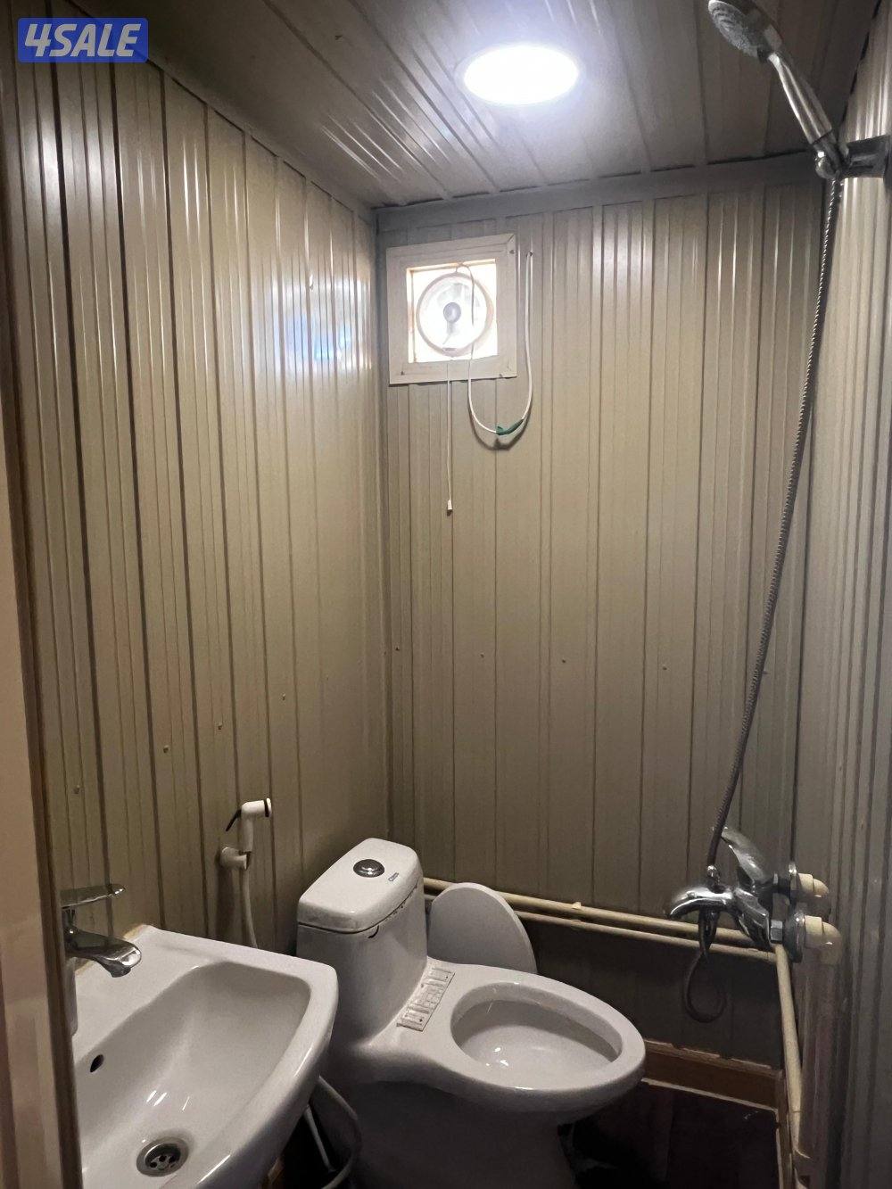 غرفة مع حمام و مكيف استعمال بسيط للبيع لا يتواصل الا الجاد فقط2