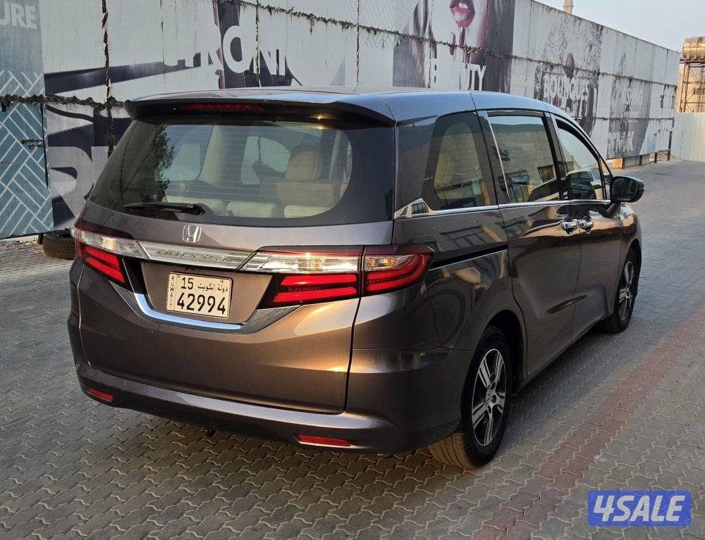 HONDA ODYSSEY 2017 كامل مواصفات شرط الفحص4