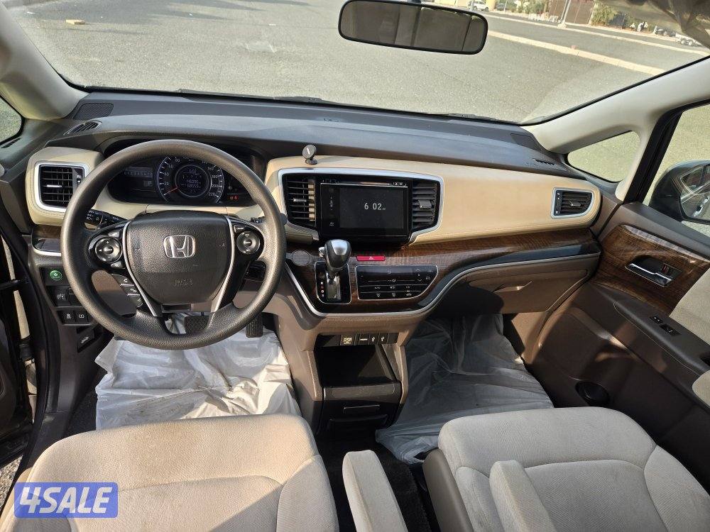 HONDA ODYSSEY 2017 كامل مواصفات شرط الفحص9