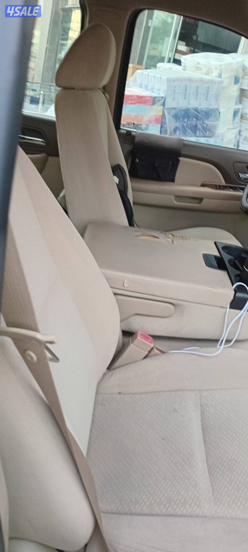 سيارة يوكن ٢٠٠٨  بحالة ممتاذة موتور بودي جير فرش داخلي1