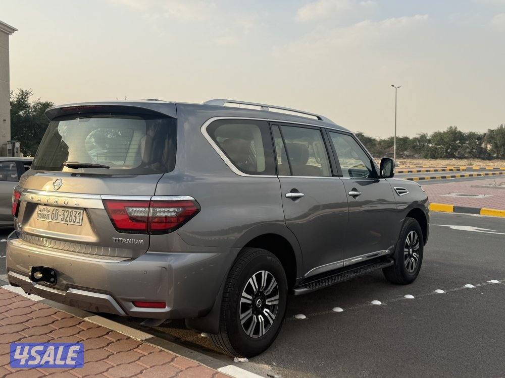 للبيع باترول تيتانيوم2021 صبغ الوكاله4