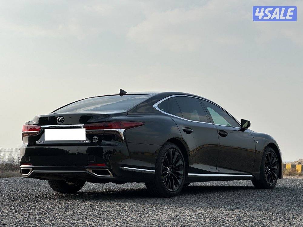 لكزسLS500 TURBO موديل2019 عداد83الف وارد الساير سيرفس منتظم1