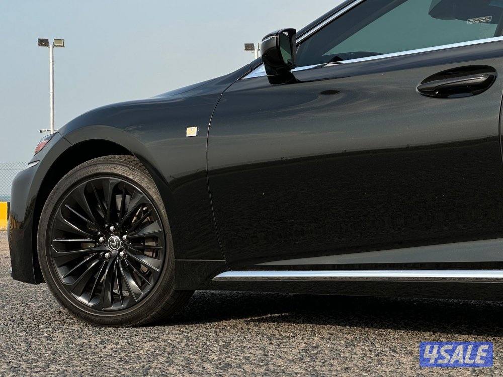 لكزسLS500 TURBO موديل2019 عداد83الف وارد الساير سيرفس منتظم4