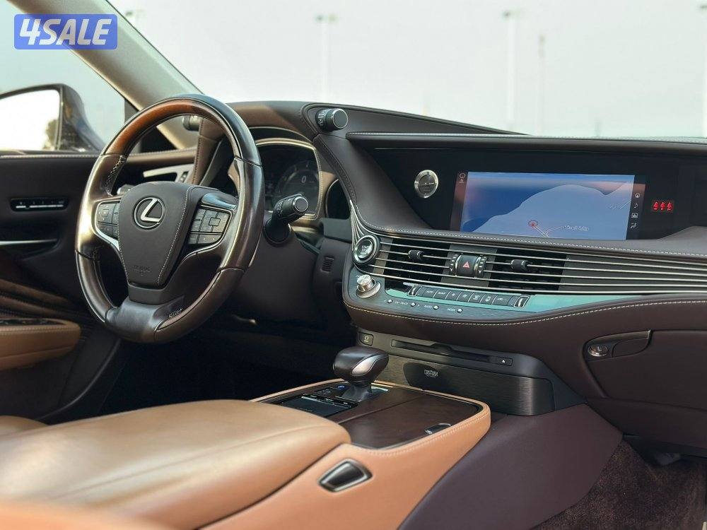 لكزسLS500 TURBO موديل2019 عداد83الف وارد الساير سيرفس منتظم5