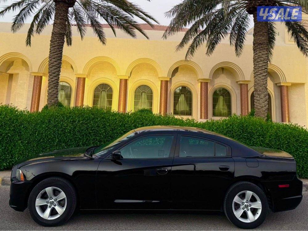 شارجر 2014 ماشي 175 بيمه سنه1