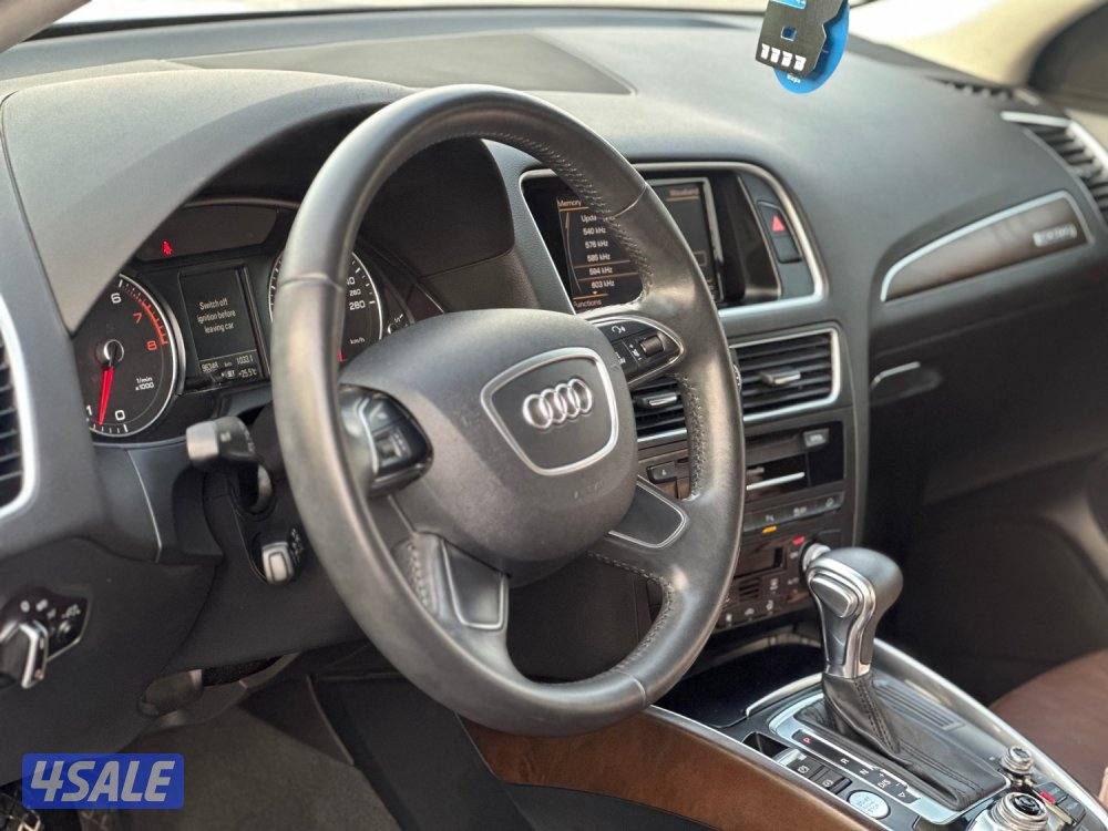 للبيع اودي Q5 كواترو Sline ماشي ٩٦ الف كيلو7