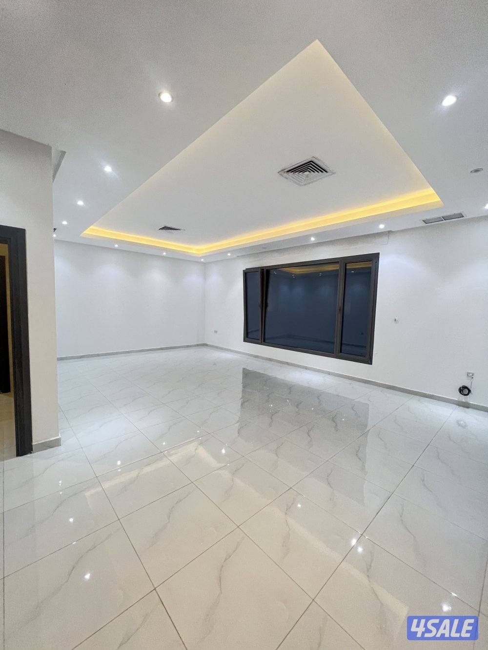 دور ارضي جابر الاحمد // بيت حكومي0