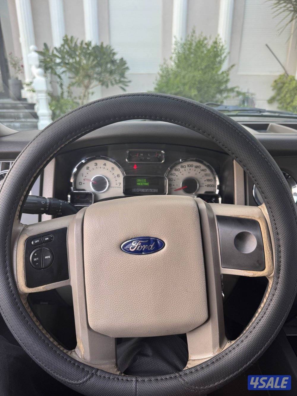 للبيع فورد اكسبدشن 2014 بحالة جيده جدا شرط الفحص قير مكينه شاصي4