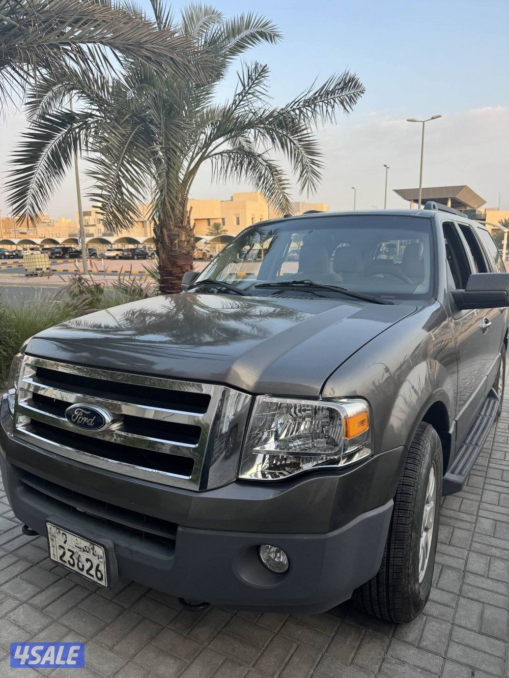 للبيع فورد اكسبدشن 2014 بحالة جيده جدا شرط الفحص قير مكينه شاصي5