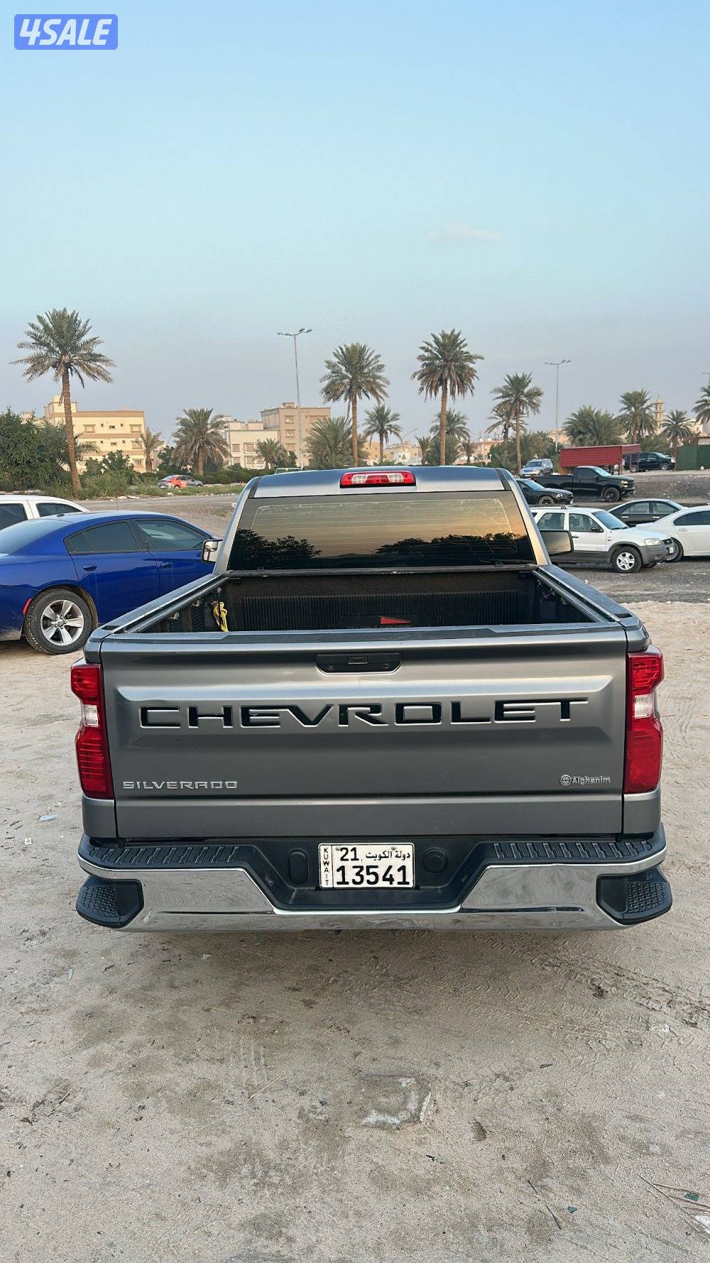 للبيع سلفرادو ٢٠٢١0