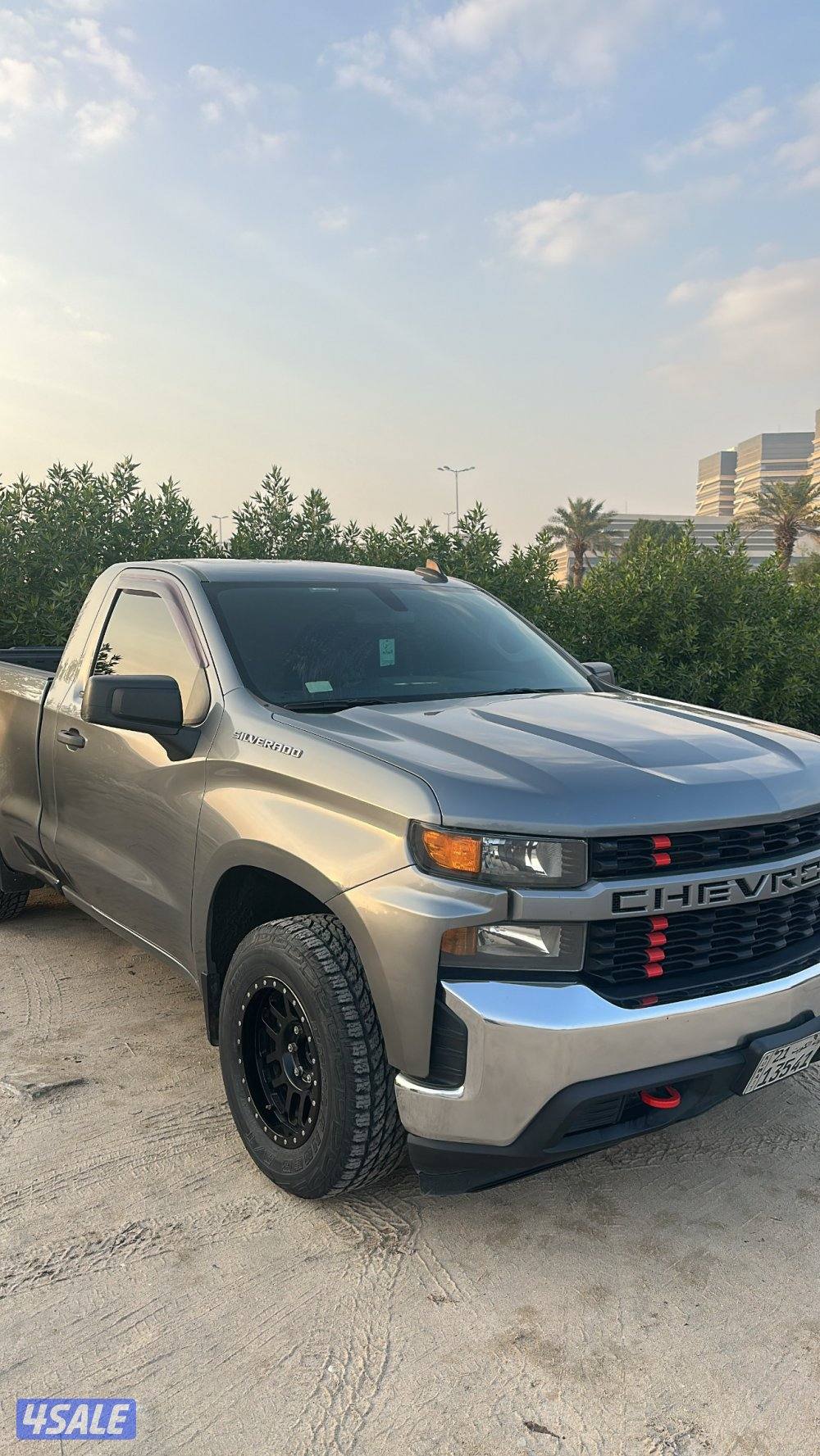 للبيع سلفرادو ٢٠٢١1