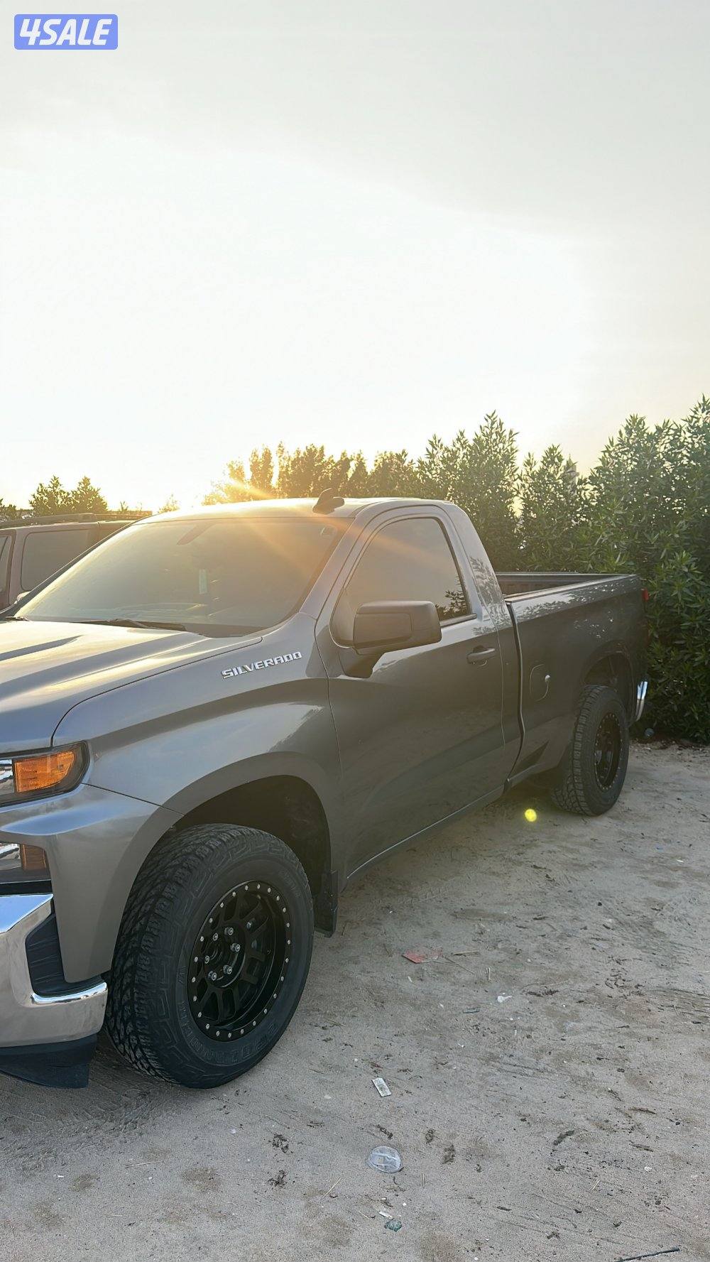 للبيع سلفرادو ٢٠٢١2