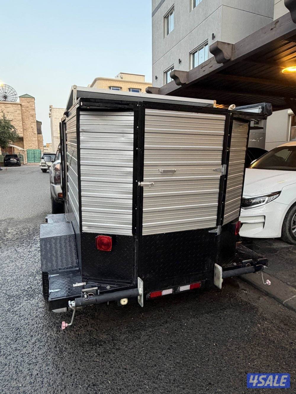 للبيع كرفان أوف رود للكشتات و السفر عالطاقة الشمسة2