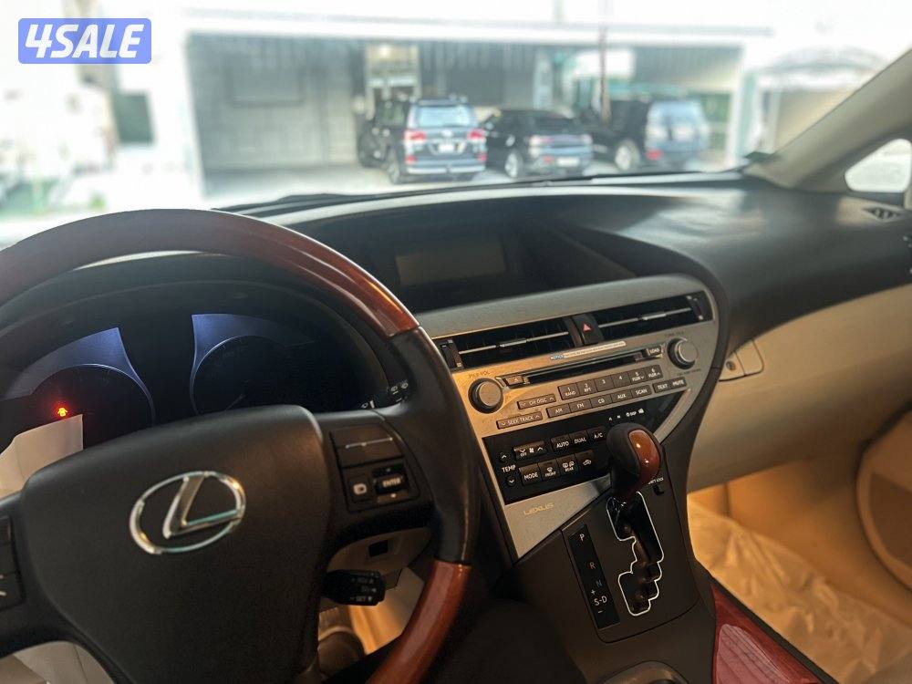 ماشي 97 الف فقط بحالة الوكاله9