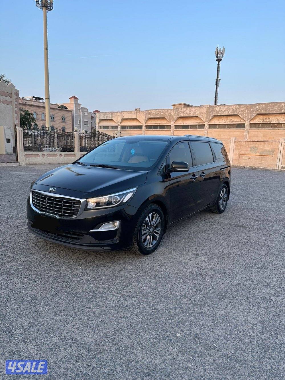 للبيع كيا كرنفال2