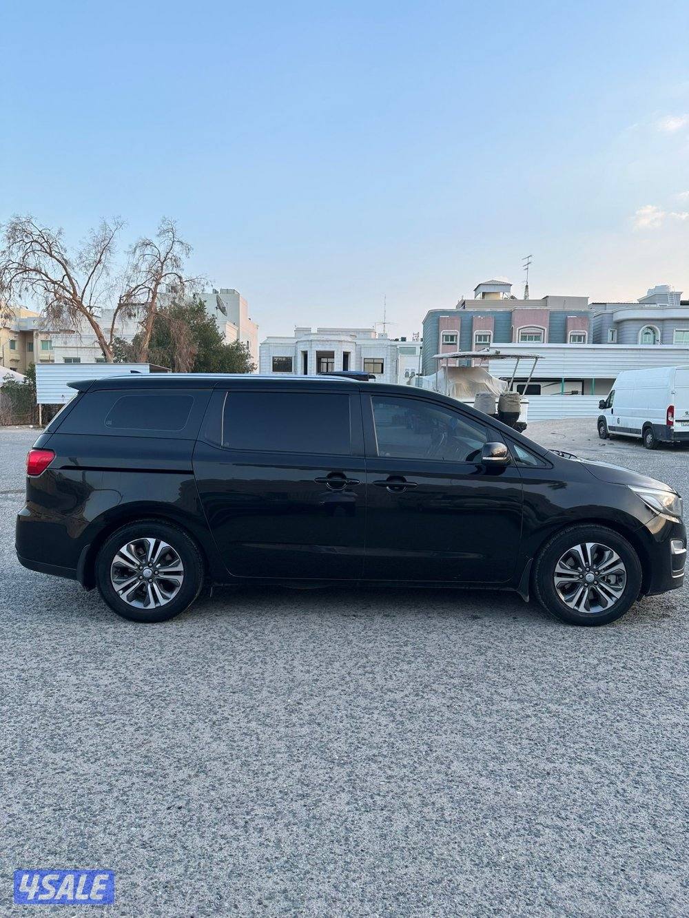 للبيع كيا كرنفال4