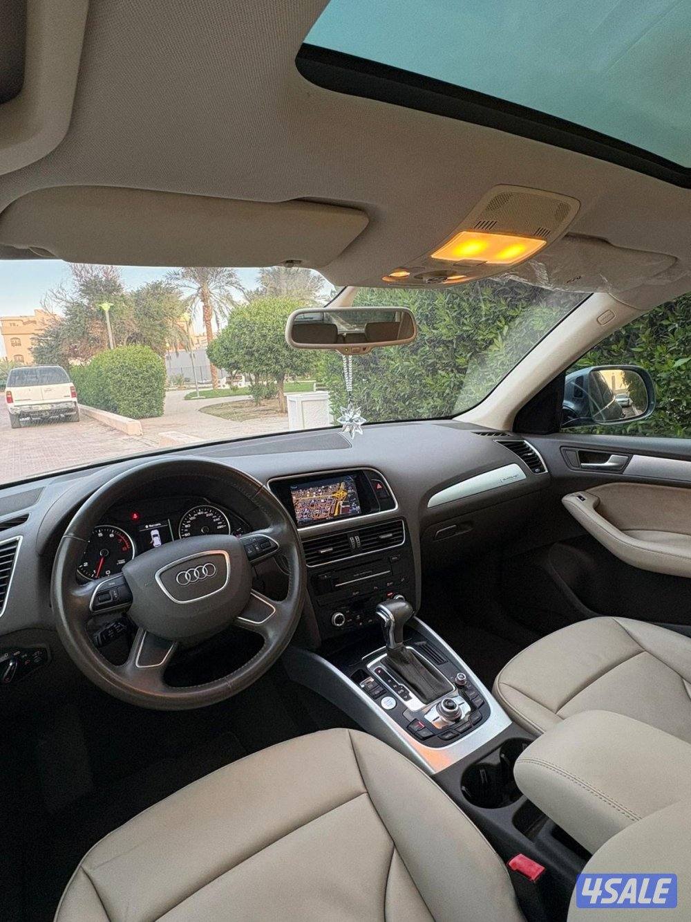 اودي Q5 ( شبه اصفار )2