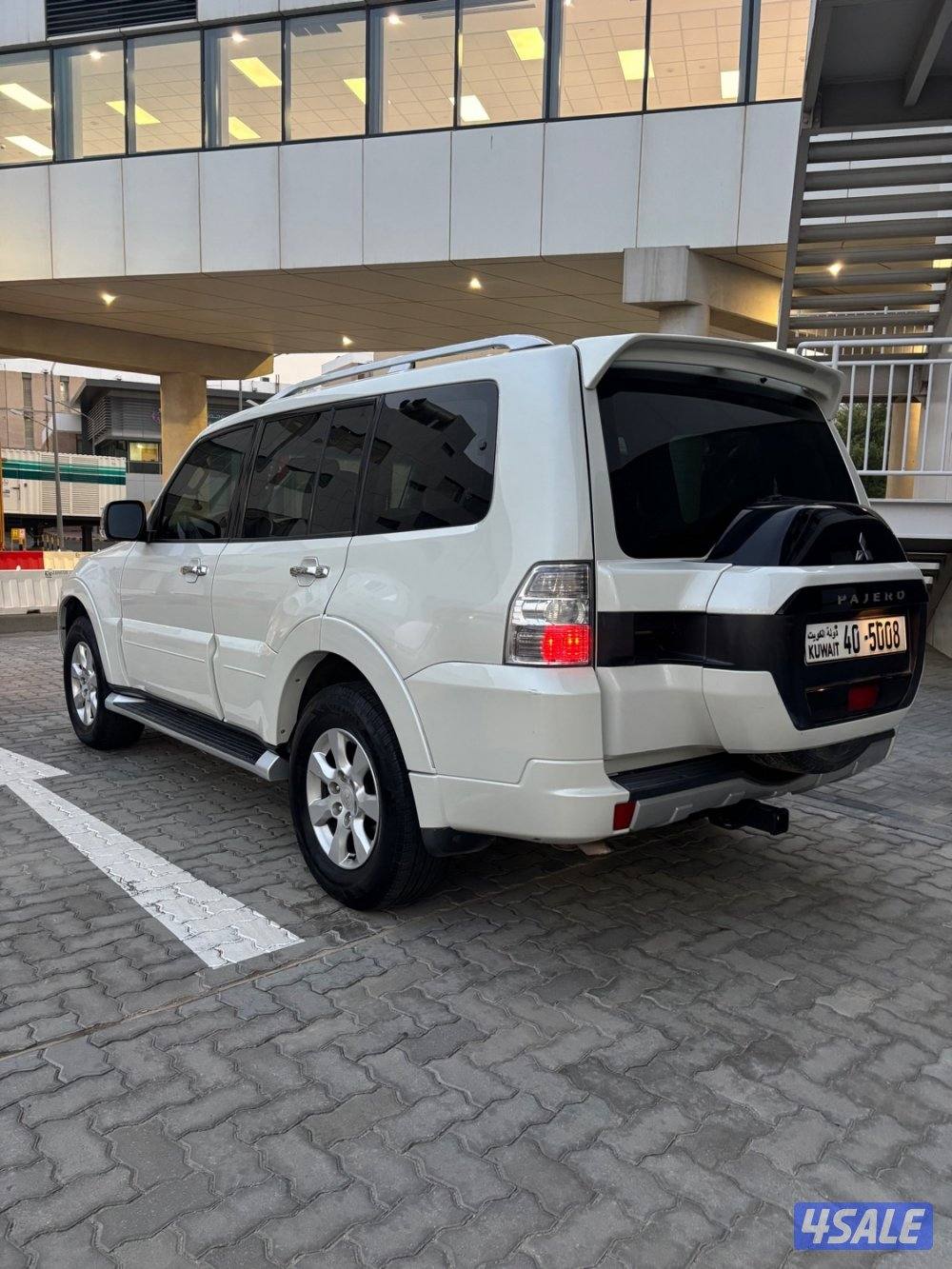 للبيع باجيرو 20165