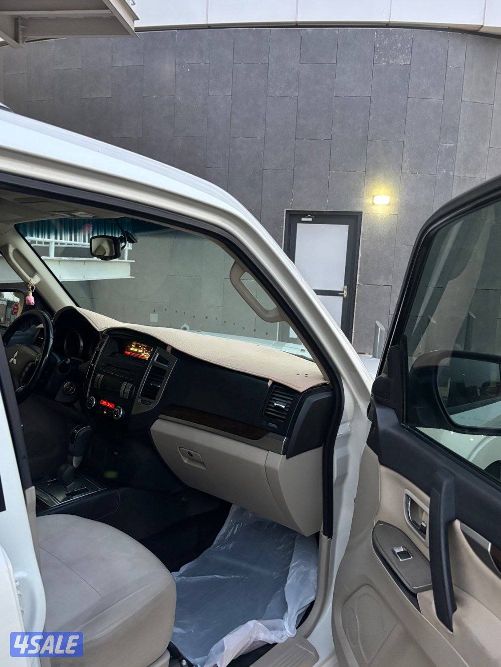 للبيع باجيرو 20167