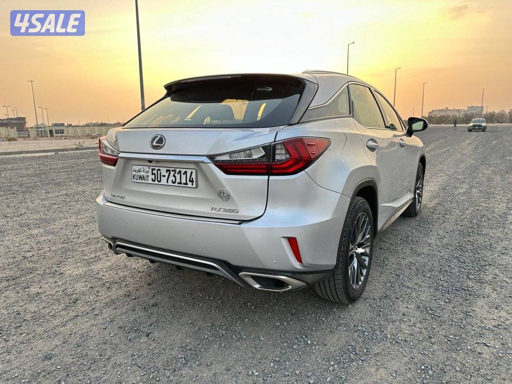 لكزس RX 350 F Sport موديل ٢٠١٩ بحالة الوكالة2