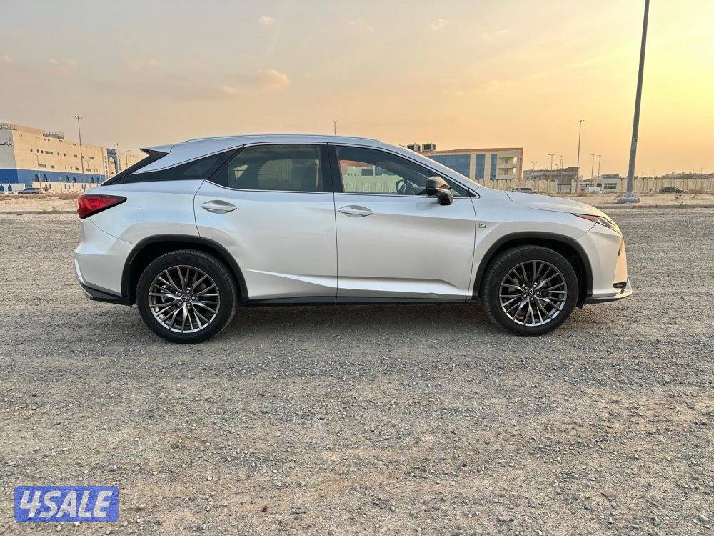 لكزس RX 350 F Sport موديل ٢٠١٩ بحالة الوكالة8