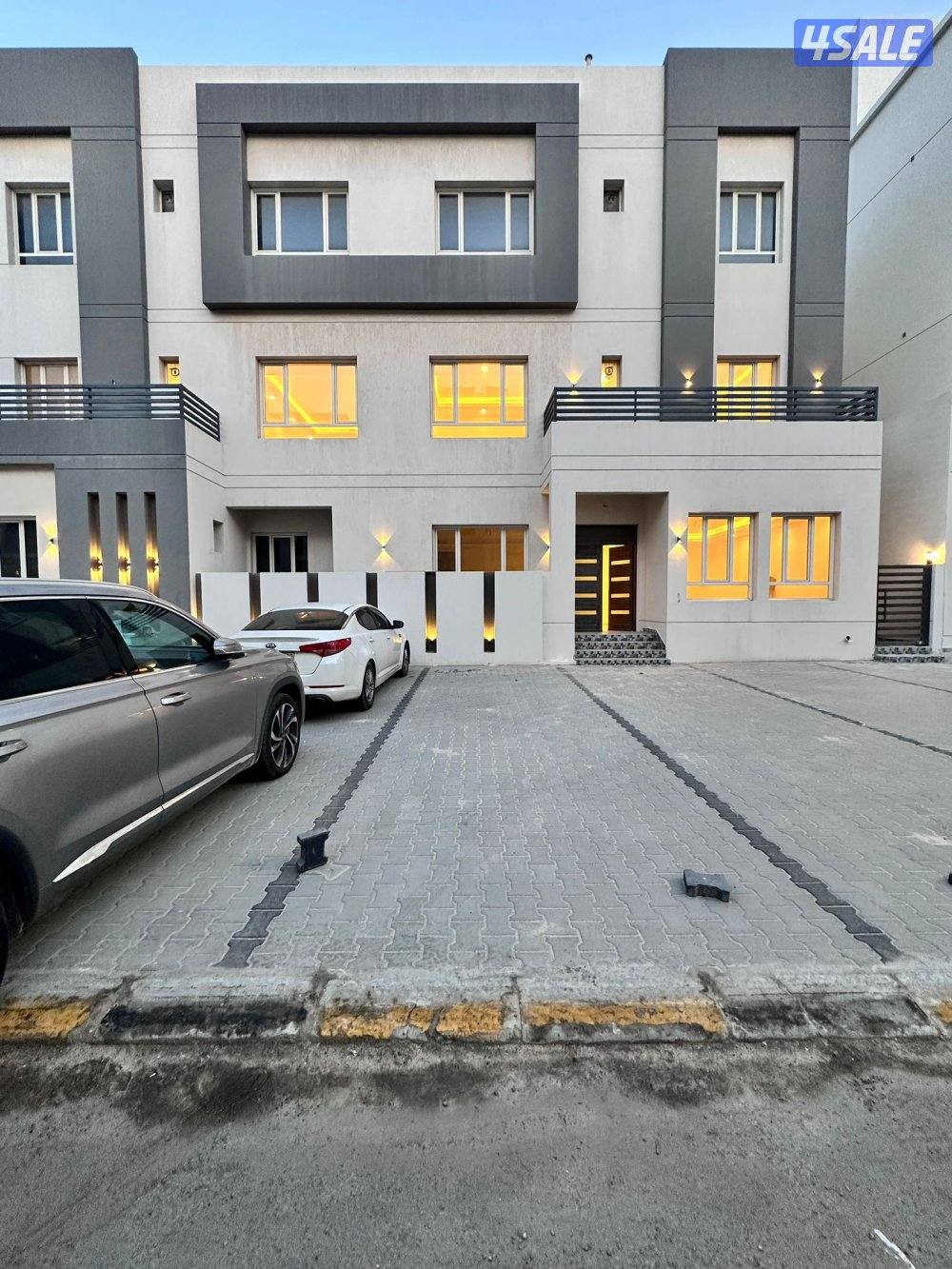 🇰🇼للايجار دور أرضي فنيطيس أول ساكن غرفة ساائق 🇰🇼0