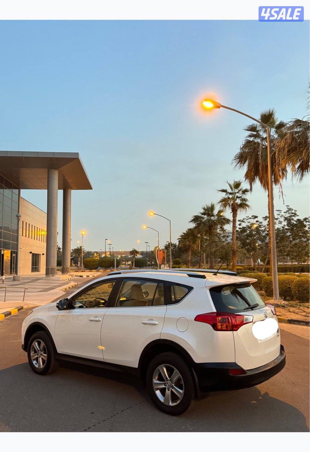 للبيع تويوتا راف 4  2015 ماشي 176 الف الساير3