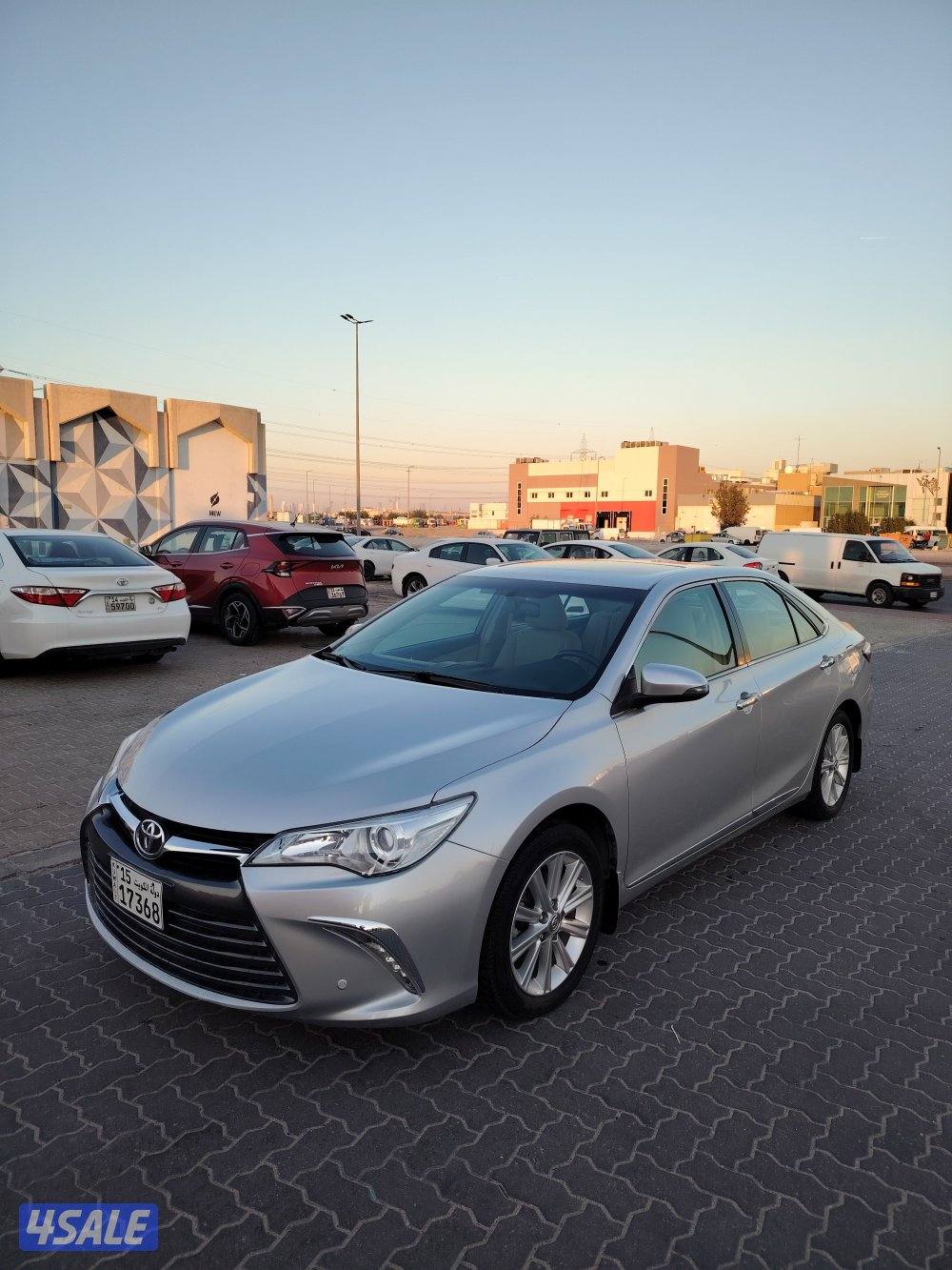 كامريGLX الفل بحاله نادرا مخزن ٢٠١٧1