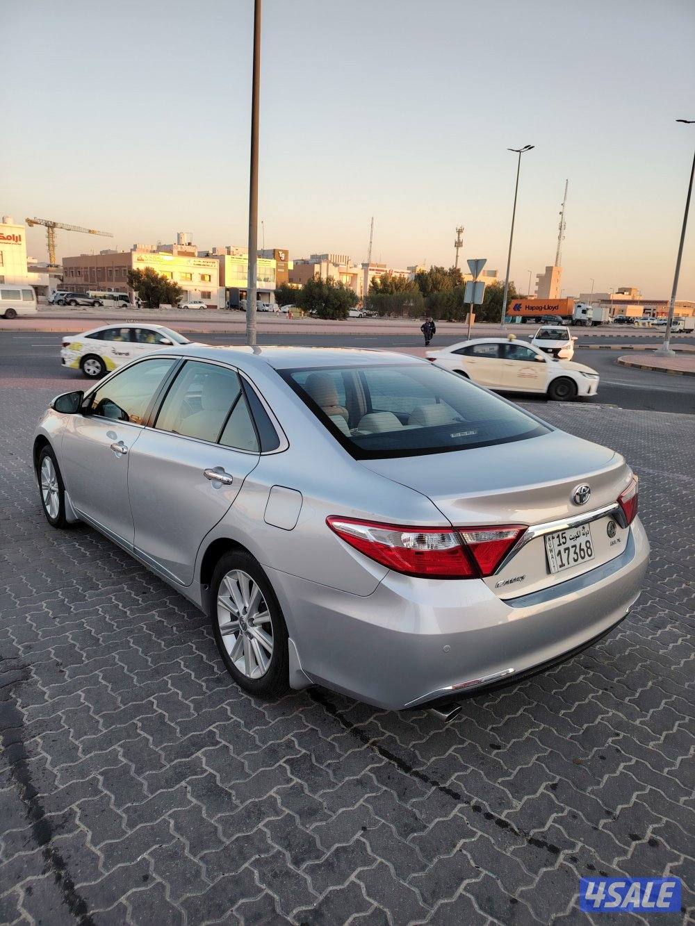 كامريGLX الفل بحاله نادرا مخزن ٢٠١٧2