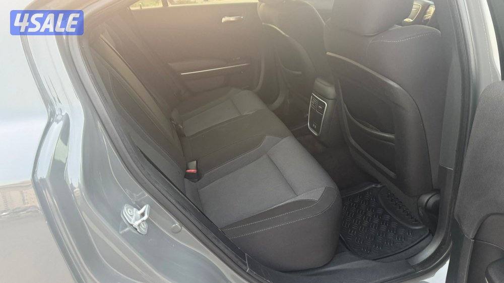 دودج تشارجر 2017 sxt7