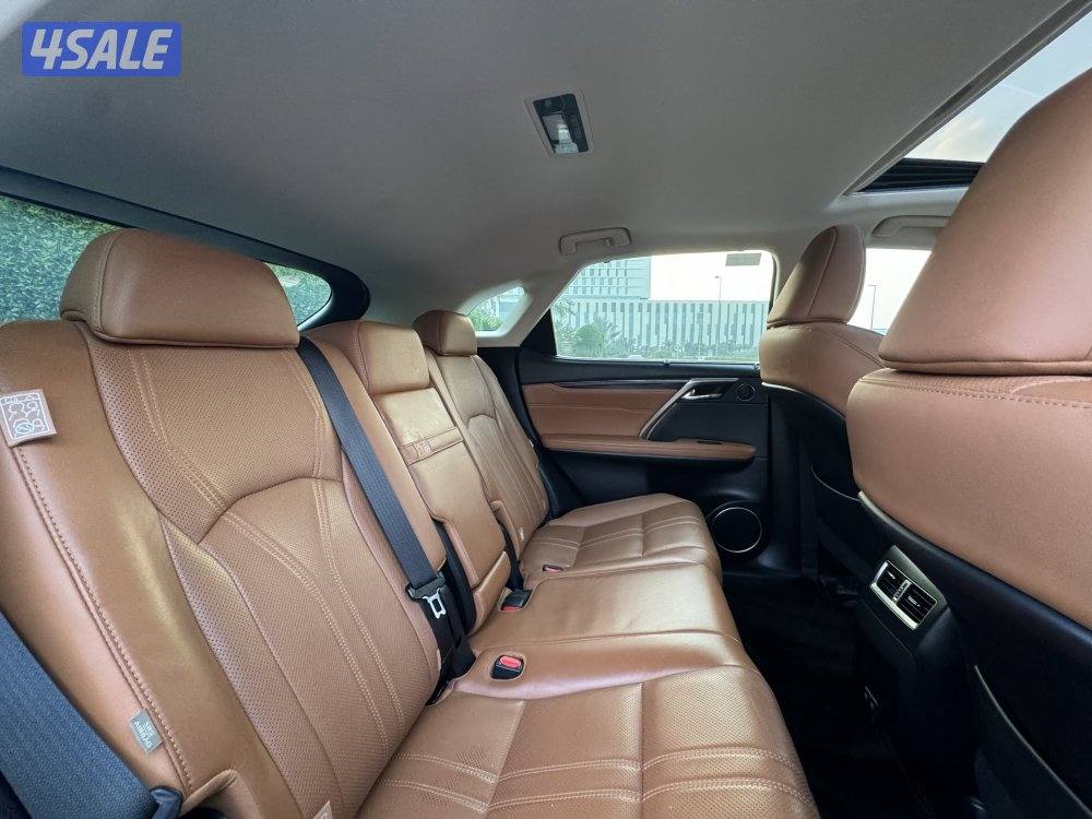 لكزس RX350 موديل 2021 صبغ الوكاله تحت الكفاله7