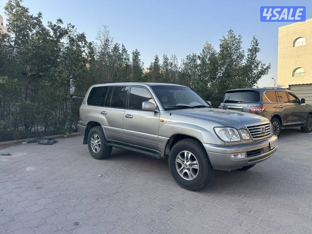 للبيع لكزس ٢٠٠٦3