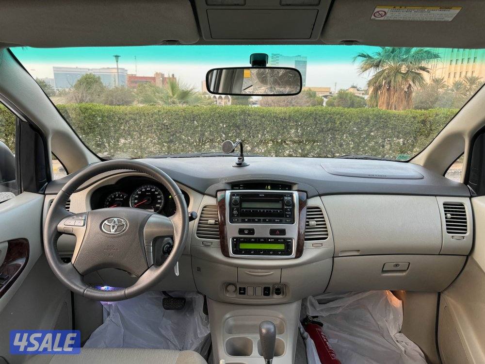 تويوتا انوفا موديل 2014 بحاله الوكاله وشرط الفحص8