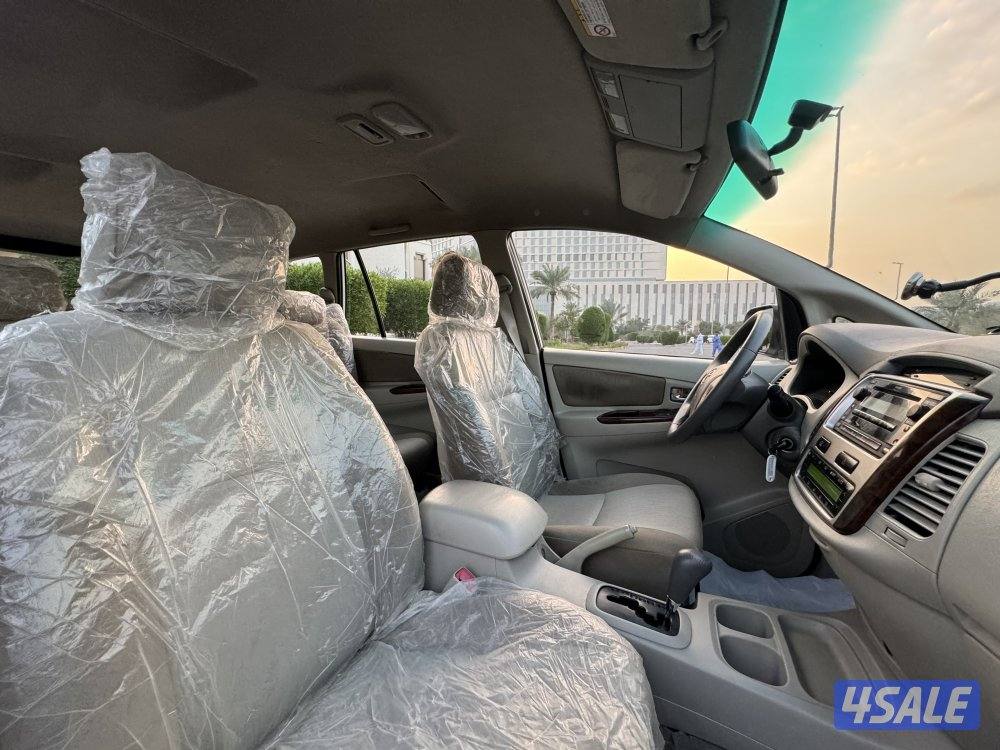 تويوتا انوفا موديل 2014 بحاله الوكاله وشرط الفحص11