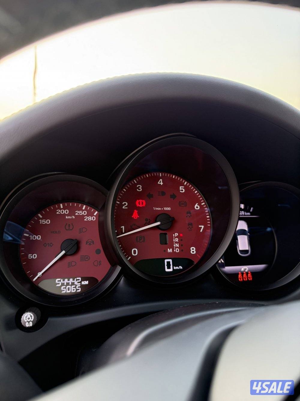 للبيع ماكان0