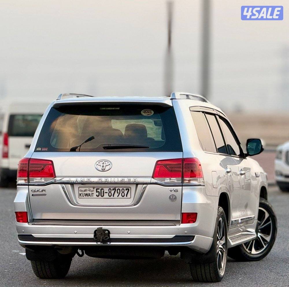 لاندكروزر تورنق 2021 صبغ وكاله4